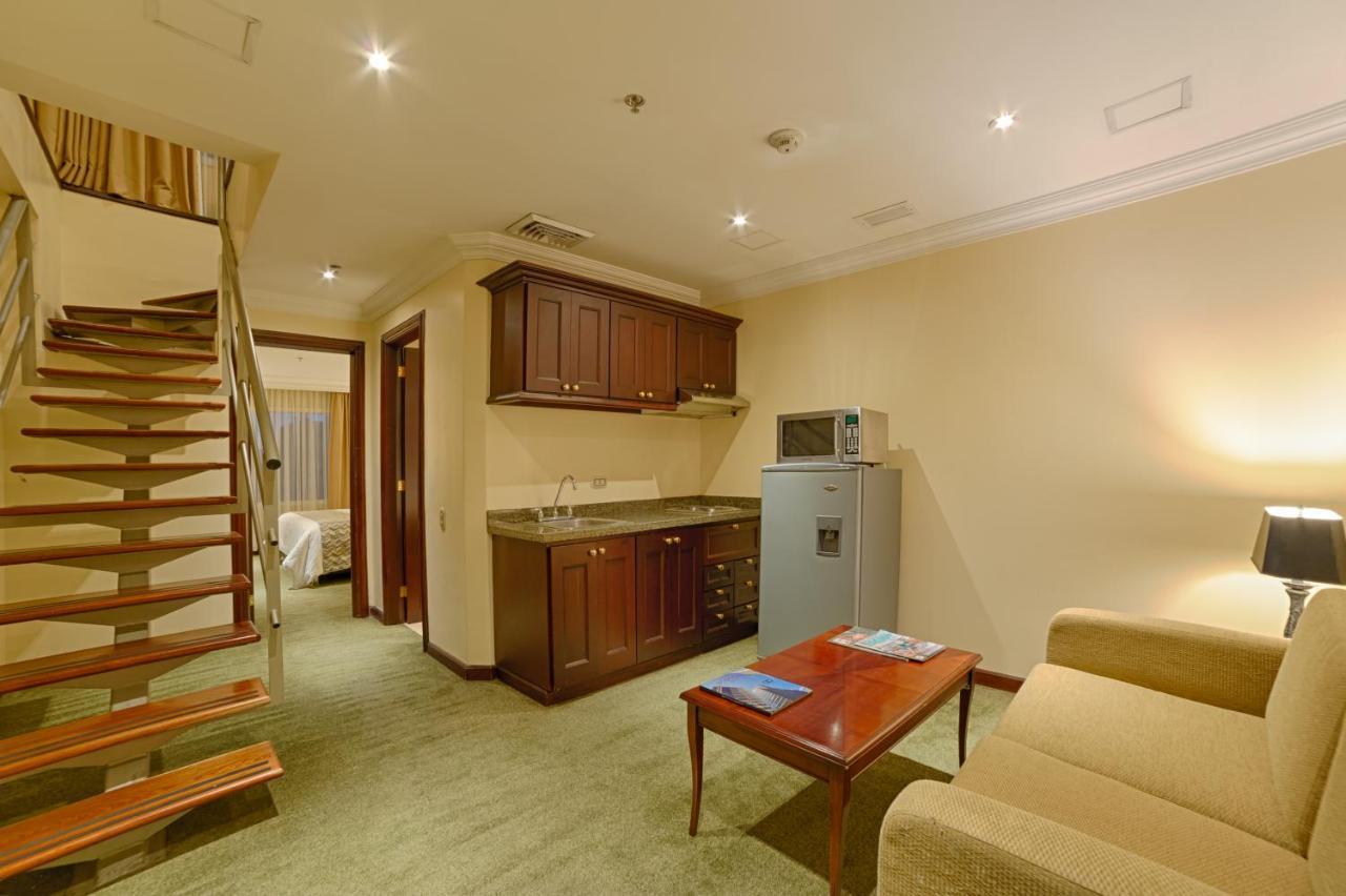 Apartamentos Dann Bogotá Esterno foto